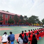 潍坊戒网瘾学校：为什么孩子会沉迷游戏？